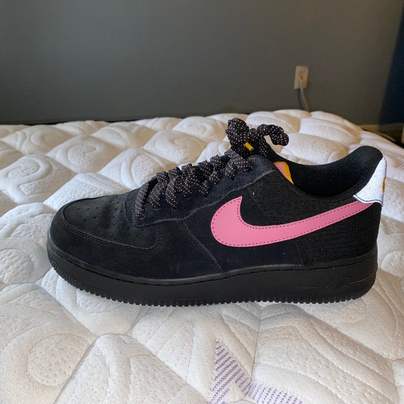 Nike Air Force block and pink - Picture 1 of 4